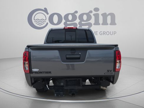 Used 2021 Nissan Frontier SV w/ Midnight Edition Floor Mats RWD image 4