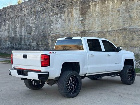 Used 2018 Chevrolet Silverado 1500 LT w/ All Star Edition image 4