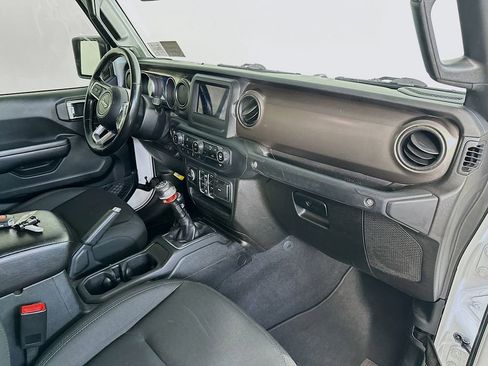 Used 2020 Jeep Gladiator Sport w/ Quick Order Package 23S AWD/4WD image 29