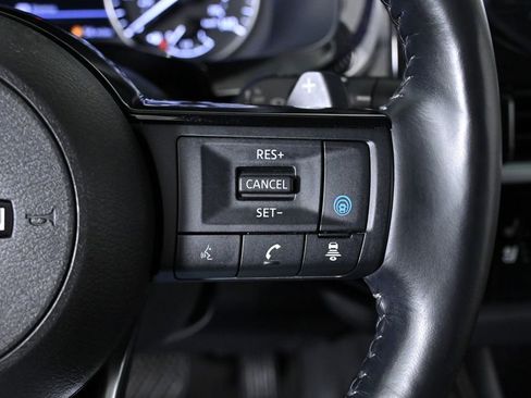 Used 2022 Nissan Pathfinder Platinum w/ Cargo Package image 14