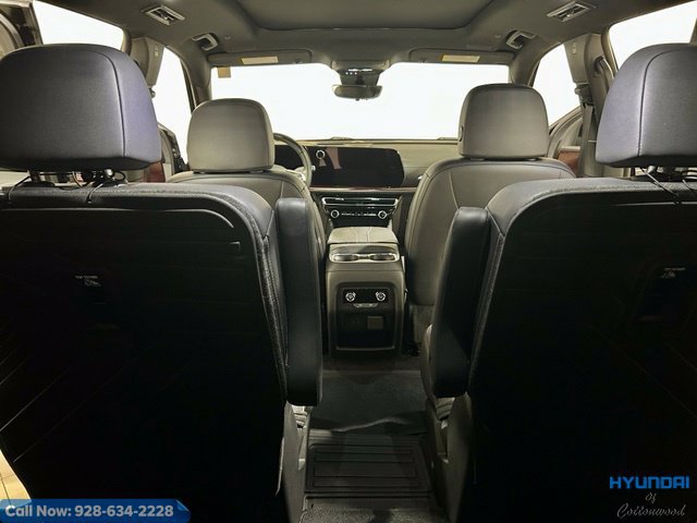 Used 2025 Chevrolet Traverse Z71 w/ Enhanced Driving Package AWD/4WD image 21
