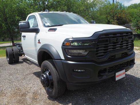 New 2025 RAM 5500 Tradesman image 4