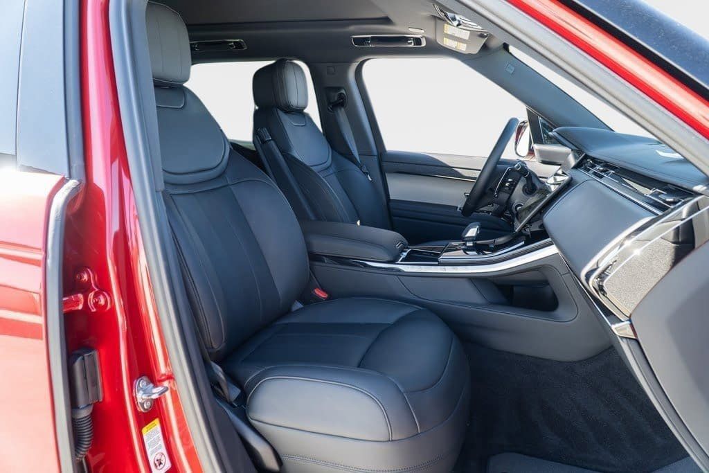 New 2025 Land Rover Range Rover Sport Dynamic SE AWD/4WD image 21