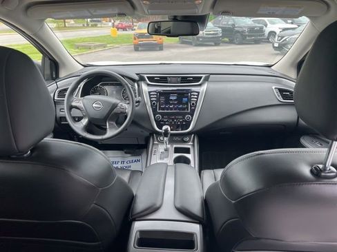 Used 2024 Nissan Murano SV w/ SV Midnight Edition Package image 16