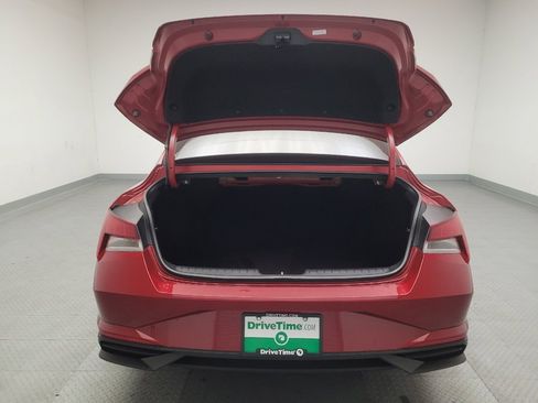 Used 2023 Hyundai Elantra SEL image 29