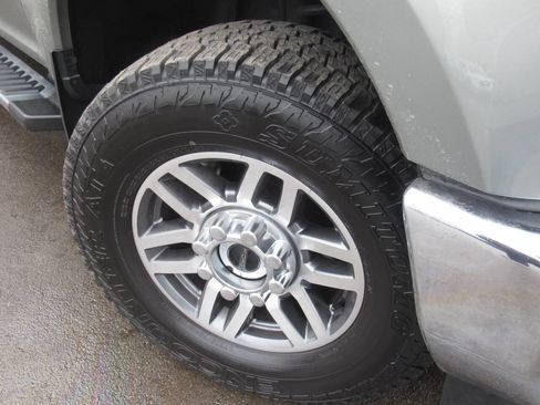 Used 2019 Ford F350 Lariat w/ Lariat Ultimate Package image 4