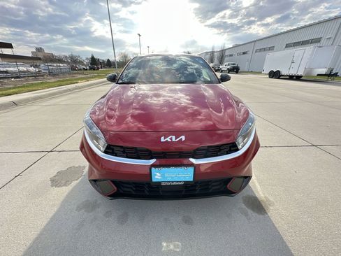 Used 2024 Kia Forte GT-Line image 3