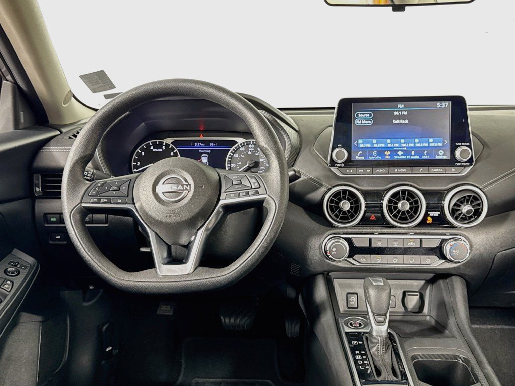 Used 2024 Nissan Sentra SV FWD image 12