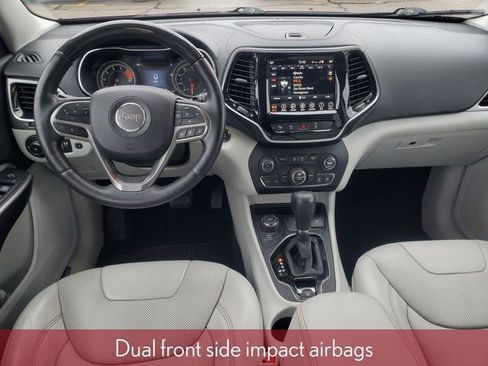 Used 2019 Jeep Cherokee Overland w/ Technology Group image 36