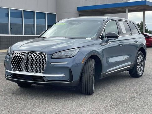 Used 2025 Lincoln Corsair AWD w/ Equipment Group 101A image 7