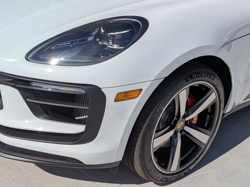 New 2026 Porsche Macan S image 12