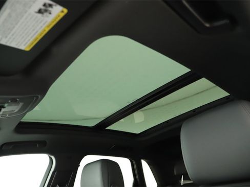 New 2025 Audi Q3 2.0T Premium image 26