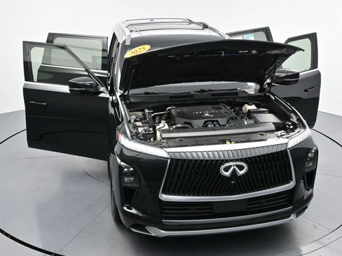 Used 2025 INFINITI QX80 Luxe w/ Exterior Package AWD/4WD image 43