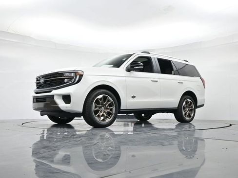 New 2025 Ford Expedition King Ranch image 33