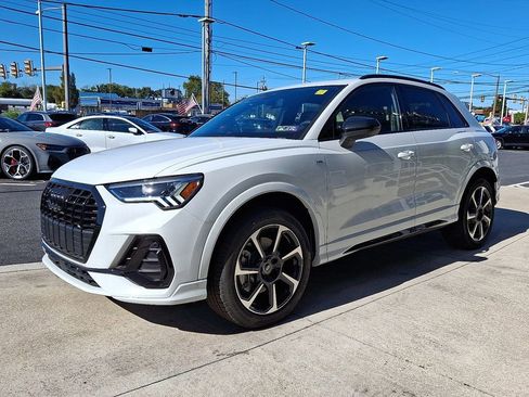 New 2025 Audi Q3 2.0T Premium Plus image 3