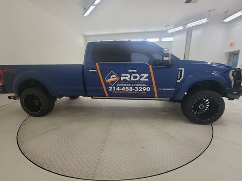 Used 2022 Ford F350 Platinum image 6