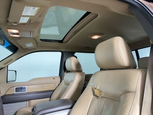 Used 2011 Ford F150 Lariat w/ Lariat Chrome Pkg image 25