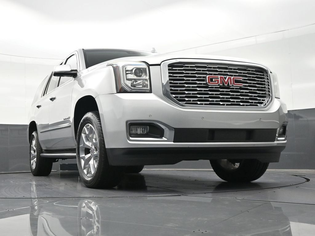 Used 2018 GMC Yukon Denali RWD image 31