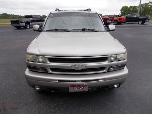 Used 2005 Chevrolet Tahoe Z71 w/ Preferred Equipment Group RWD image 9