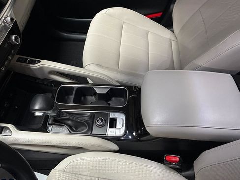 Used 2022 Kia Telluride EX FWD image 15
