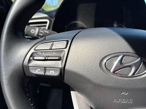 Used 2019 Hyundai Veloster 2.0 Premium FWD image 35