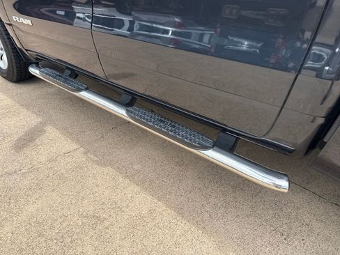 Used 2019 RAM 1500 Big Horn AWD/4WD image 12