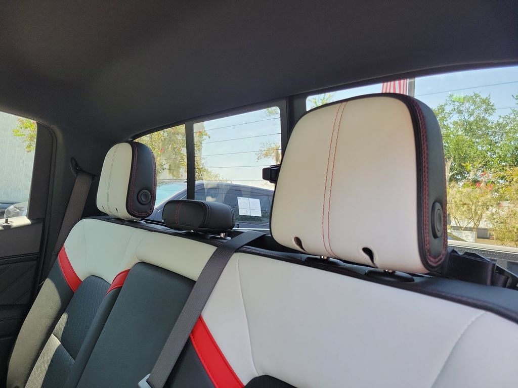Used 2023 GMC Canyon AT4X AWD/4WD image 12