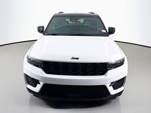 New 2025 Jeep Grand Cherokee Limited image 2