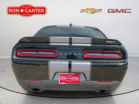 Used 2015 Dodge Challenger SRT w/ Technology Group RWD image 5