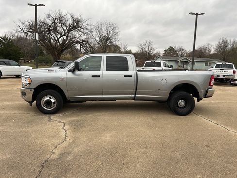Used 2022 RAM 3500 Tradesman image 2