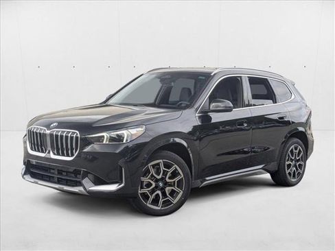 Used 2025 BMW X1 xDrive28i w/ Technology Package image 1