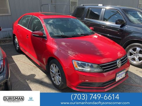 Used 2015 Volkswagen Jetta SE image 1