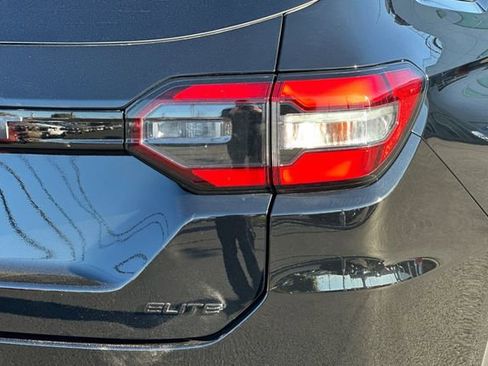 Used 2023 Honda Pilot Elite image 32