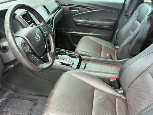 Used 2023 Honda Ridgeline Black Edition image 13