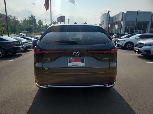 Used 2024 MAZDA CX-90 Plug-In Hybrid w/ Premium Pkg AWD/4WD image 6