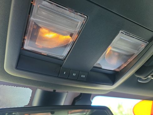 Used 2021 Dodge Challenger R/T Scat Pack w/ Shaker Package image 19