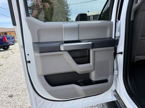 Used 2022 Ford F250 XLT w/ Black Appearance Package AWD/4WD image 20