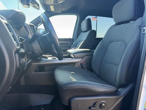 Used 2019 RAM 1500 Big Horn image 25