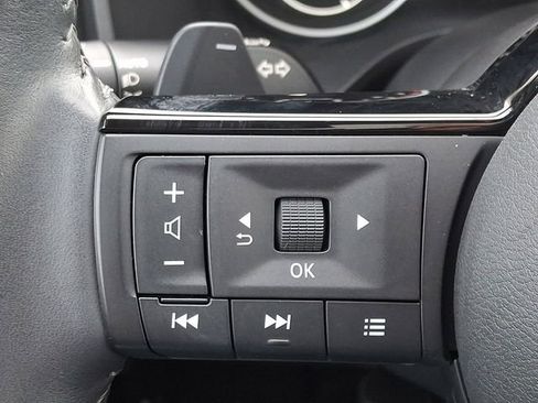 Used 2023 Nissan Rogue SV w/ SV Premium B Package AWD/4WD image 21