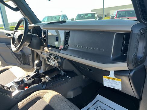 New 2026 Ford Bronco Big Bend AWD/4WD image 12