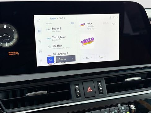 New 2025 Lexus ES 350 w/ Premium Package image 32