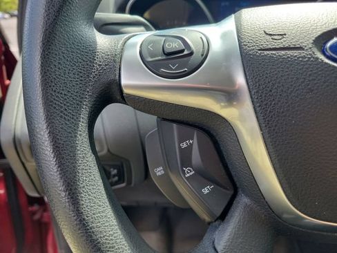 Used 2014 Ford Focus SE FWD image 30