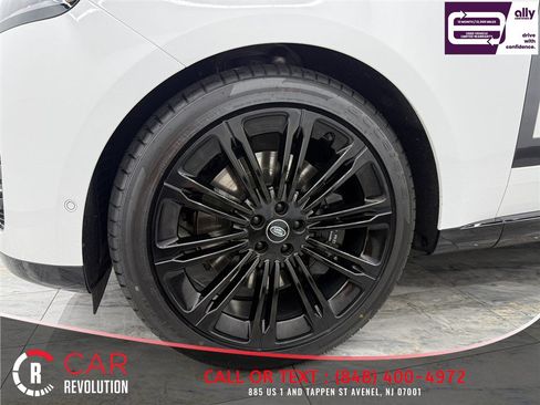 Used 2022 Land Rover Range Rover Long Wheelbase SE AWD/4WD image 11