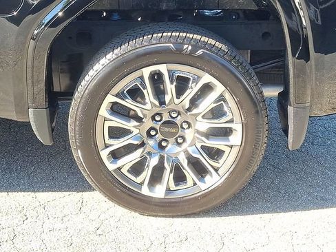 Used 2025 GMC Sierra 1500 Denali Ultimate AWD/4WD image 28