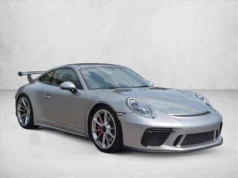 Used 2018 Porsche 911 GT3 RWD image 3