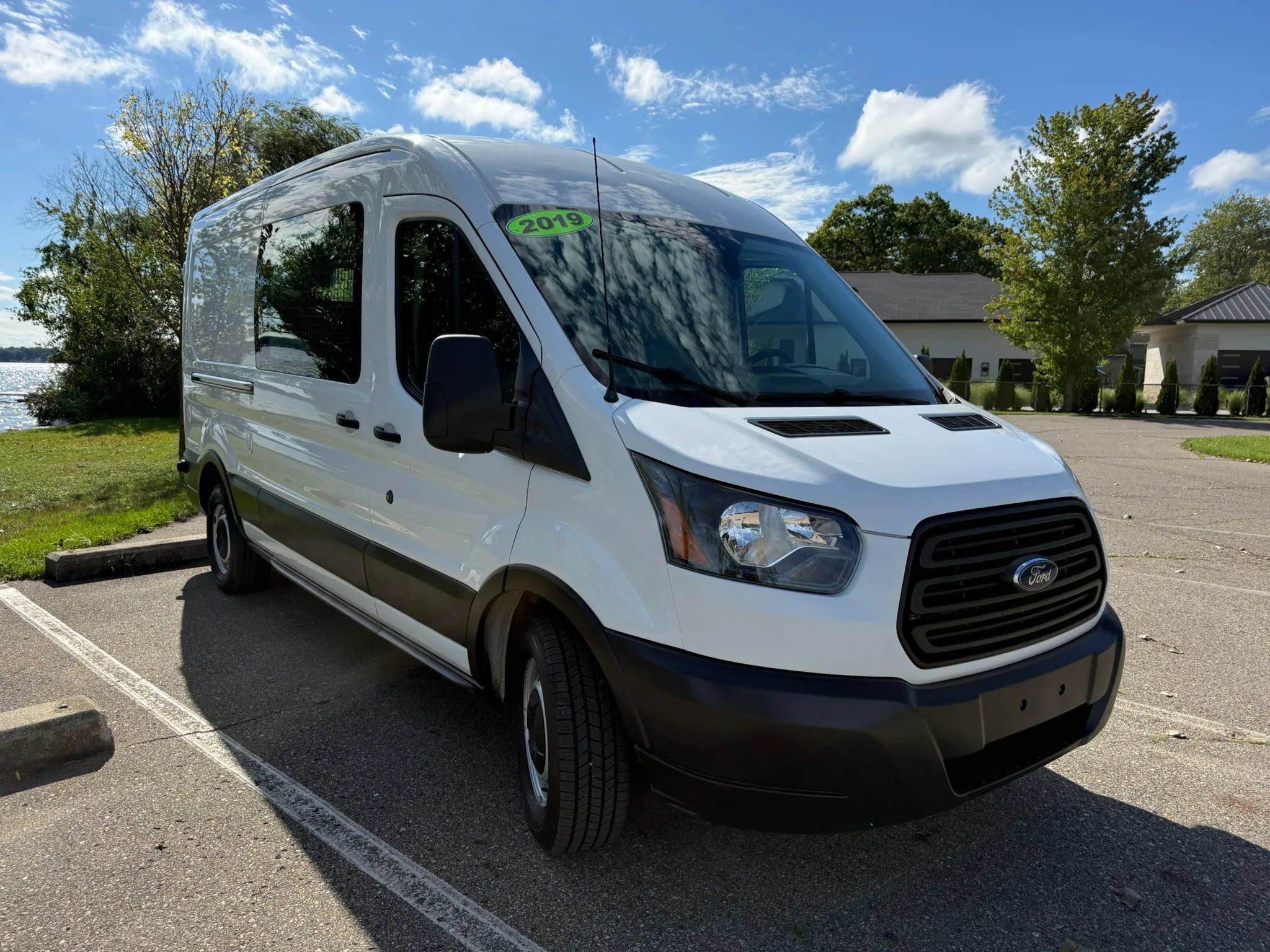 Used 2019 Ford Transit 350 148 Medium Roof RWD image 3
