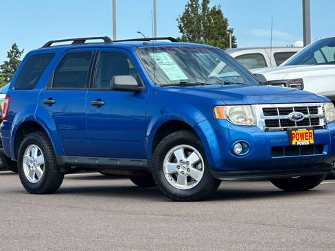 Used 2011 Ford Escape XLT w/ 201A Rapid Spec Order Code FWD image 3