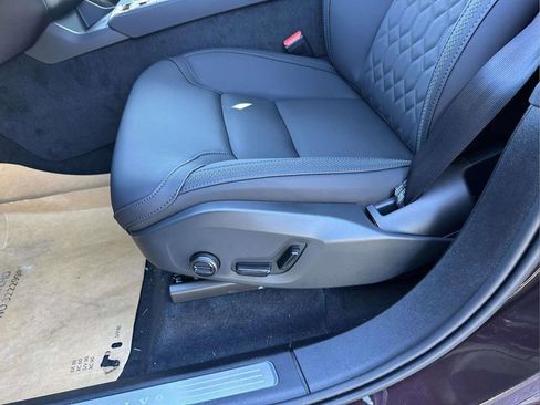 New 2025 Volvo XC90 T8 Plus w/ Protection Package Premier image 16