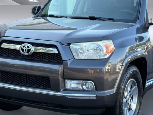 Used 2013 Toyota 4Runner SR5 RWD image 11