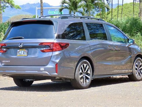 Used 2026 Honda Odyssey EX-L image 6